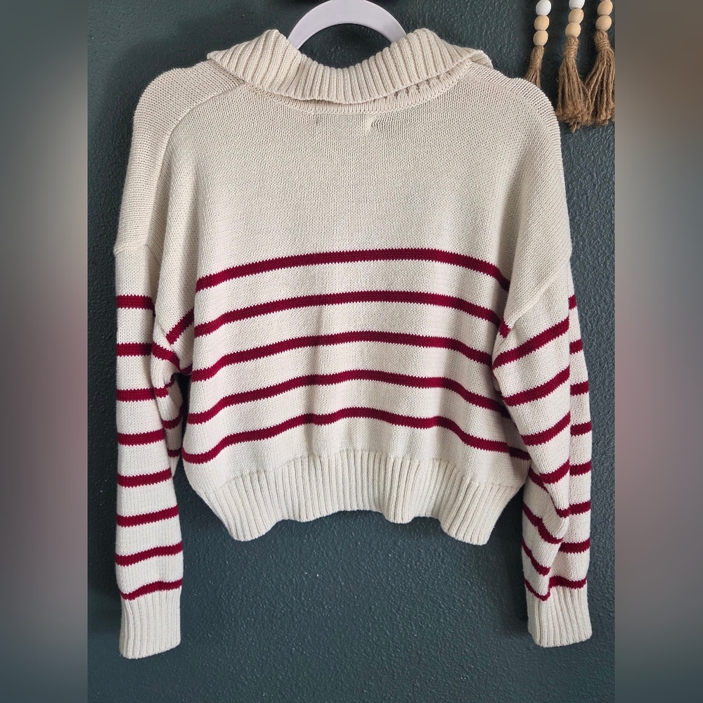 Women's Oversized Cropped Cream and Red Med Size Striped V-Neck Sweater - Picture 2 of 8